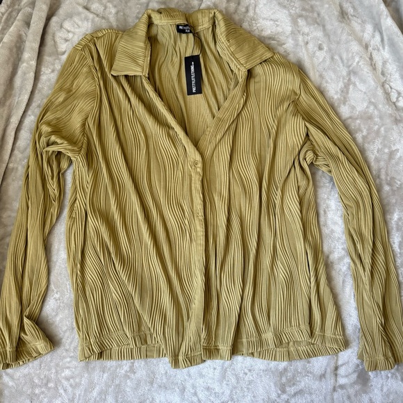 PLT Olive Plisse Long Sleeve Shirt - Picture 5 of 6